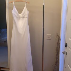 ❤️Chiffon white gown, size 20